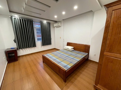 Cho thuê nhà khu phân lô Văn Cao, DT: 58m2, 4 p.ngủ. 4