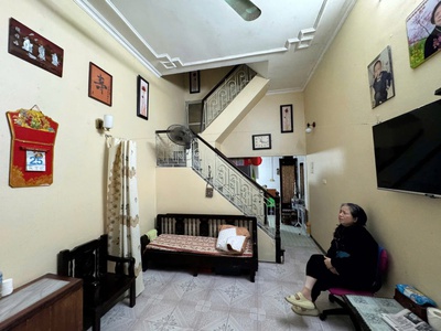 Phố hào nam - dân xây - trung tâm đống đa - 31m2 4 tầng mặt tiền 3.5m giá 8.1 tỷ 0