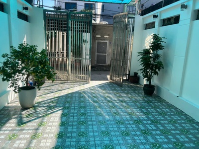 Cần bán 125m2 Nhà 3 Tầng Trung Dương - Gia Lâm. Cách Vin chưa đến 500m, ô tô vào nhà 3