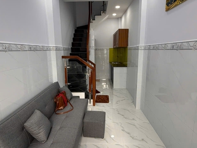 Bán nhà mới 3 tầng 2.75 tỷ ni sư huỳnh liên, p.10 tân bình 0