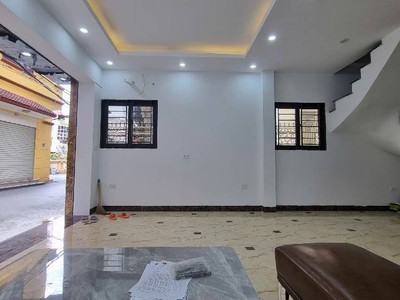 Nhà mới xây-ôtô tránh dừng đỗ ngày đêm-thang máy-kinh doanh sầm uất 51m2 6 tầng. 2