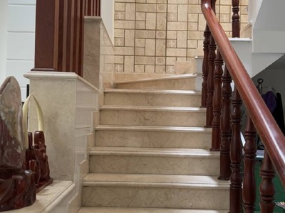 Nhà vị trí siêu đẹp tăng nhơn phú,phước long b,  kết cấu 3 tầng  thiết kế: sân vườn, gara ô tô 2 1