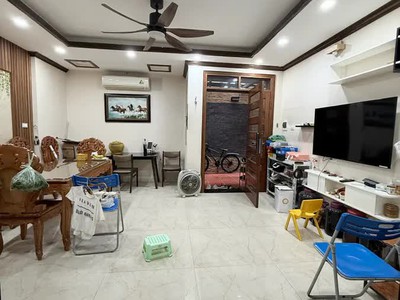 Bán nhà đặng tiến đông 38m2. 5 tầng. mặt tiền 4m. giá 12.1 tỷ đống đa hà nội 1