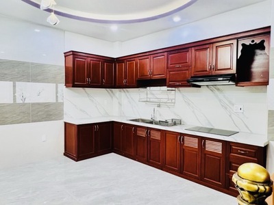 Chdv mt nguyễnvăncông 60m, 5tầng kd sầm uất giá13tỷ5 gòvấp, tn30 triệu 2