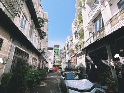 Nhà đường lê thị riêng hẻm xe tải 4 tầng 5 tỷ 890 phường thới an quận 12 cũ. 0