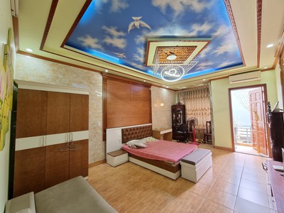 Cho thuê nhà phố Văn Cao, 4 p.ngủ khép kín, DT: 70m2. 7