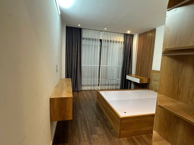 Nhà đẹp ngọc thụy   30m    5 tầng   full nội thất cao cấp 3