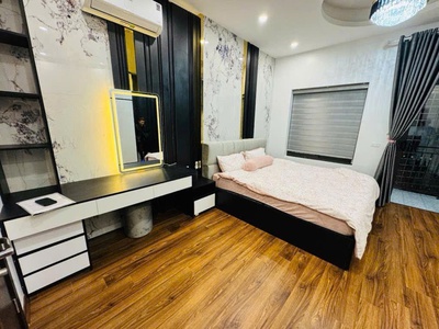 Bán nhà nguyễn sơn long biên,oto,thang máy,full nội thất,mt rộng,60m nhỉnh 12 tỷ tl 0