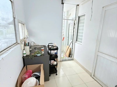 Cho thuê phòng ngủ tách bếp có ban công nhỏ - quận 11, hcm 2