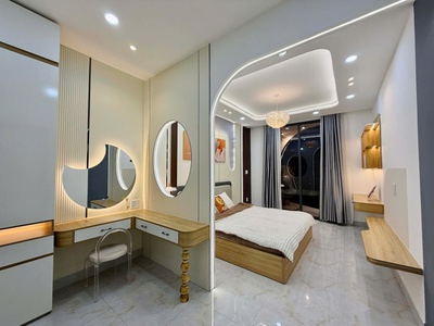 Nhà đẹp mtkd - phạm văn đồng - 60m2 - 5 tầng- 3 pn -full nt - 9.xx tỷ 2