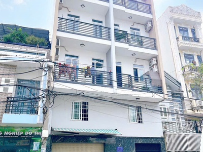 Mt 18 nguyễn ngọc nhựt ngay tân hương : 8m x 19m, vuông vức. 0