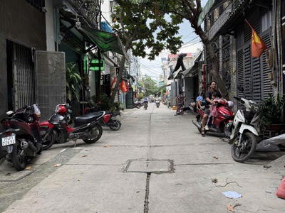 Bán gấp nhà đường số9 bhh gần aeon tân phú hẻm xe hơi gần mặt tiền 68m2 nhỉnh 3 tỷ 1