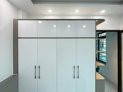 Bán căn góc 3 tầng nhà ngõ đường Ngô Quyền, ph Thanh Bình, TP HD, 43.7m2, 3 ngủ, 3 vs 6