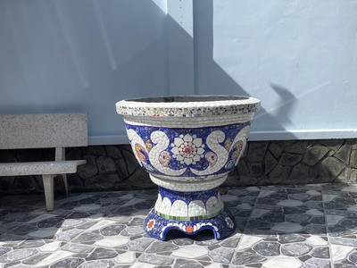 Chậu hoa dán miễng sành - chậu khảm sành sứ - nghệ nhân dán miễng sành sứ ,khảm miễng 1