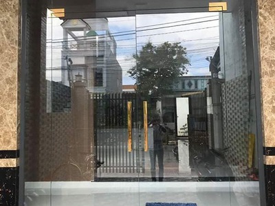 Thi công cửa kính cường lực khung nhôm tại Hoài Đức tối ưu chi phí kiểu dáng. 0