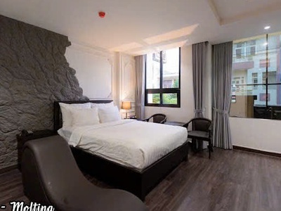 Bán Khách Sạn Gò Vấp Đang Kinh Doanh - Thu Nhập 600Tr/Tháng 4