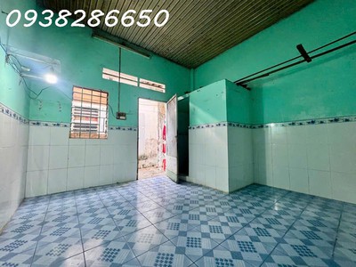 Dãy trọ 10 phòng lô góc cách mặt tiền hà thị khiêm 20m -ngang 10m x 16m 153m2 có thu nhập 15 0