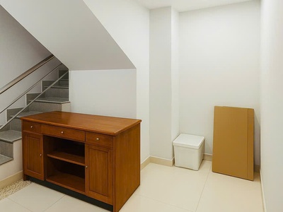 Nhà bán tân bình   mới đẹp   gần chợ vải   lạc long quân   5 tầng btct   46m2 2