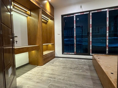 Bán nhà hoàng đạo thành - cực phẩm cách ô tô chỉ 2 nhà 5 tầng mới đẹp giá 6,7 tỷ 1