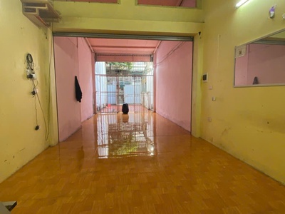 Chính chủ cho thuê nhà 2 tầng phố lý sơn, long biên 4