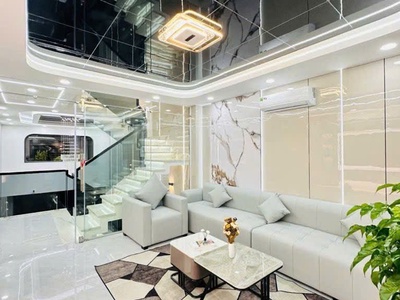 Bán nhà full nội thất - 5 tầng btct 60m2 - khu vực hạ tầng phát triển tx25 q12- oto vào nhà - nhỉnh 0