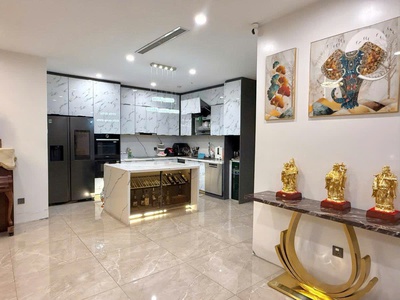 Duplex mỹ đình sổ lâu dài. 4 pn 185m2. có slot 2 ô tô. giá 24 tỷ 2