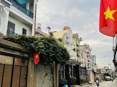 Gấp bán đất mặt tiền đ số 8 gần chợ lk 5-6-370m2 ngang 16m cự đẹp kv xây 4 tầng 26 tỷ 2