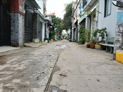 Siêu phẩm liên khu 4-5 gần chợ bình thành hẻm nhựa 6m thông kd 90m2 -3 tầng 5 tỷ 9 0