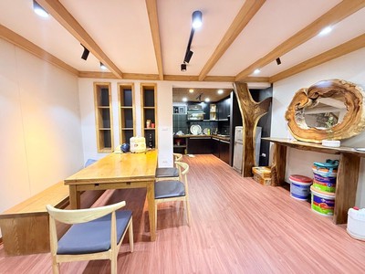 Bán nhà 4 tầng long lanh ở nga 2 thoáng phân lô ngõ 299 đường hoàng mai 0