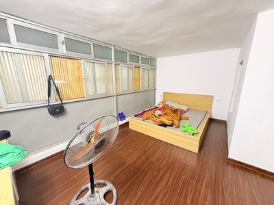 Bán nhà 4 tầng long lanh ở nga 2 thoáng phân lô ngõ 299 đường hoàng mai 4