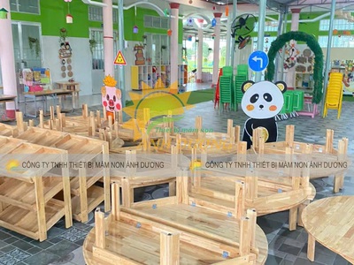 Bàn gỗ mầm non chất lượng cao, bàn gỗ mẫu giáo 1