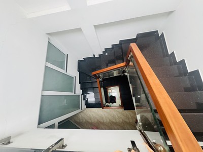 Siêu Hiếm - Gần Cầu Rồng - Đường Võ Văn Kiệt 3 Tầng 2