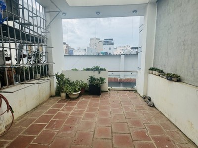 Siêu Hiếm - Gần Cầu Rồng - Đường Võ Văn Kiệt 3 Tầng 3