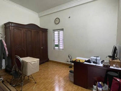 Bán nhà mặt phố tuệ tĩnh, 35m2, 3 tầng, 26 tỉ, vỉa hè rộng, kinh doanh đỉnh, dòng tiền 30tr/tháng 2