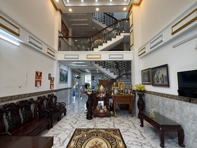 Nhà phố 3 lầu hẻm 8m tô ngọc vân ngang 5.3m 132m2 ở ngay tặng nt đẹp chỉ 12.3 tỷ. 3