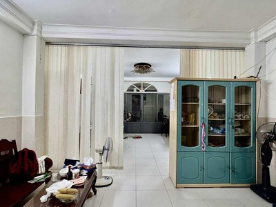 Bán nhà siêu phẩm trần quang diệu- p.14   - hẻm xe hơi - dt 95/70m2  5.2x18.8 nở hậu 6.6m  - 4 tầng 2