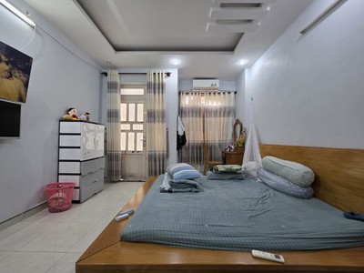 Bán nhà 3 tầng, 4pn đường 160, phường tăng nhơn phú a, q.9. tp hcm. dt 58m2, sh, 5.8 tỷ. 2