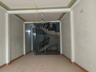 Thuê lâu dài giá rẻ phòng đào tạo giáp bát 300m, tầng 3,4, mặt tiền 30m, 25 tr/th, hoàng mai. 0