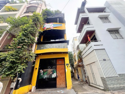 Hiếm bán ngang 4m 21m - mặt đường hxh nguyễn đình chiểu, q3 - xung quanh là biệt thự dát vàng 2