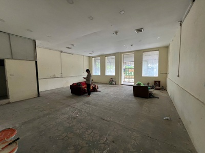 Linhhk cho thuê mp trần nhật duật   75m , mt 8m, vuông vắn, nhận ngay 2