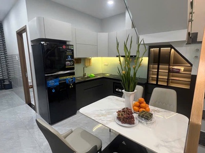 Chủ giảm thêm 300 trong tháng 11 - nhà mới ngay chợ tân quy q7 - tặng toàn bộ nội thất -  nhỉnh 2