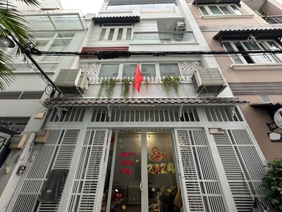 Bán nhà chính chủ - trần bình trọng - p5 bình thạnh - hẻm 5m - 4pn lớn - nhà 4 tầng - bán 7.7 tỷ - 0