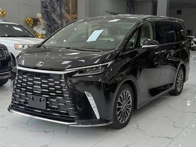 Giao ngay Lexus LM500h 4 chỗ VIP, sản xuất 2025, mới 100. 2