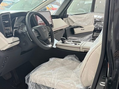 Giao ngay Lexus LM500h 4 chỗ VIP, sản xuất 2025, mới 100. 6