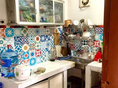 Cho thuê căn hộ chính chủ tại khu tập thể bưu điện Hoàng Cầu, ngõ 5 Láng Hạ. Nhà A   phòng 402 0