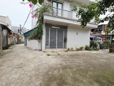 Nhà đẹp dương xá, gia lâm 75m, hơn 4 tỷ. dân xây, ba mặt thoáng. 1