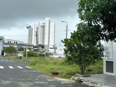 Bán đất mặt tiền j258 - sát biển nguyễn tất thành - lô sạch đẹp 0