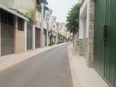 Nhà bán tân bình   gần hẻm xe tải cmt8   cv lê thị riêng   71m    5 tầng   giá 11.46 0