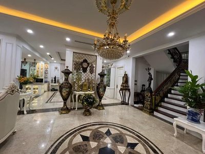 Biệt thự thượng lưu vinhomes riverside 206m x 4tầng, mặt tiền 15m, nội thất cao cấp, an ninh tuyệt 4