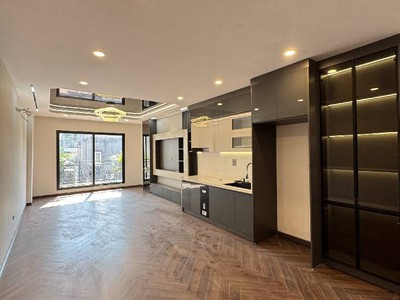 Nhà phân lô   ô tô tránh - thang máy- full nội thất- kinh doanh  42m2 - 7 tầng   23,2 tỷ. 2